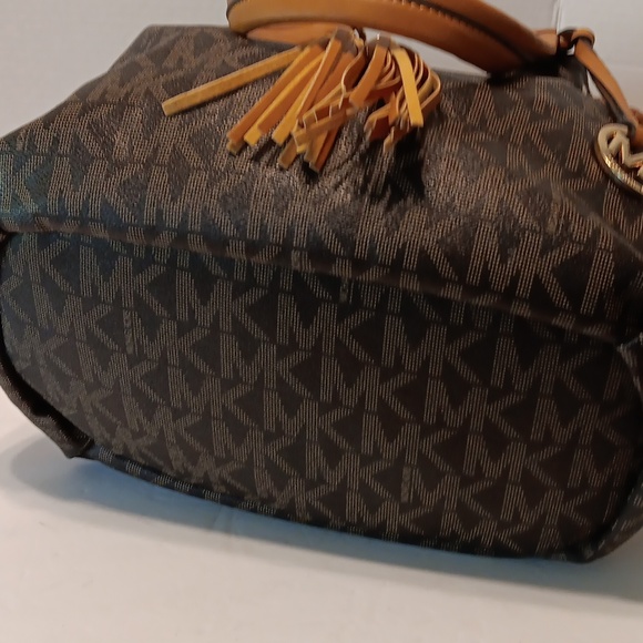 Michael Kors Large Gathered Tote Handbag - Picture 3 of 13